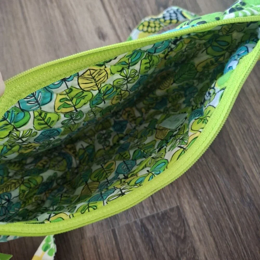 💙 Vera Bradley Limes Up Crossbody Bag Cotton Hippie Cottage Natural Vibrant